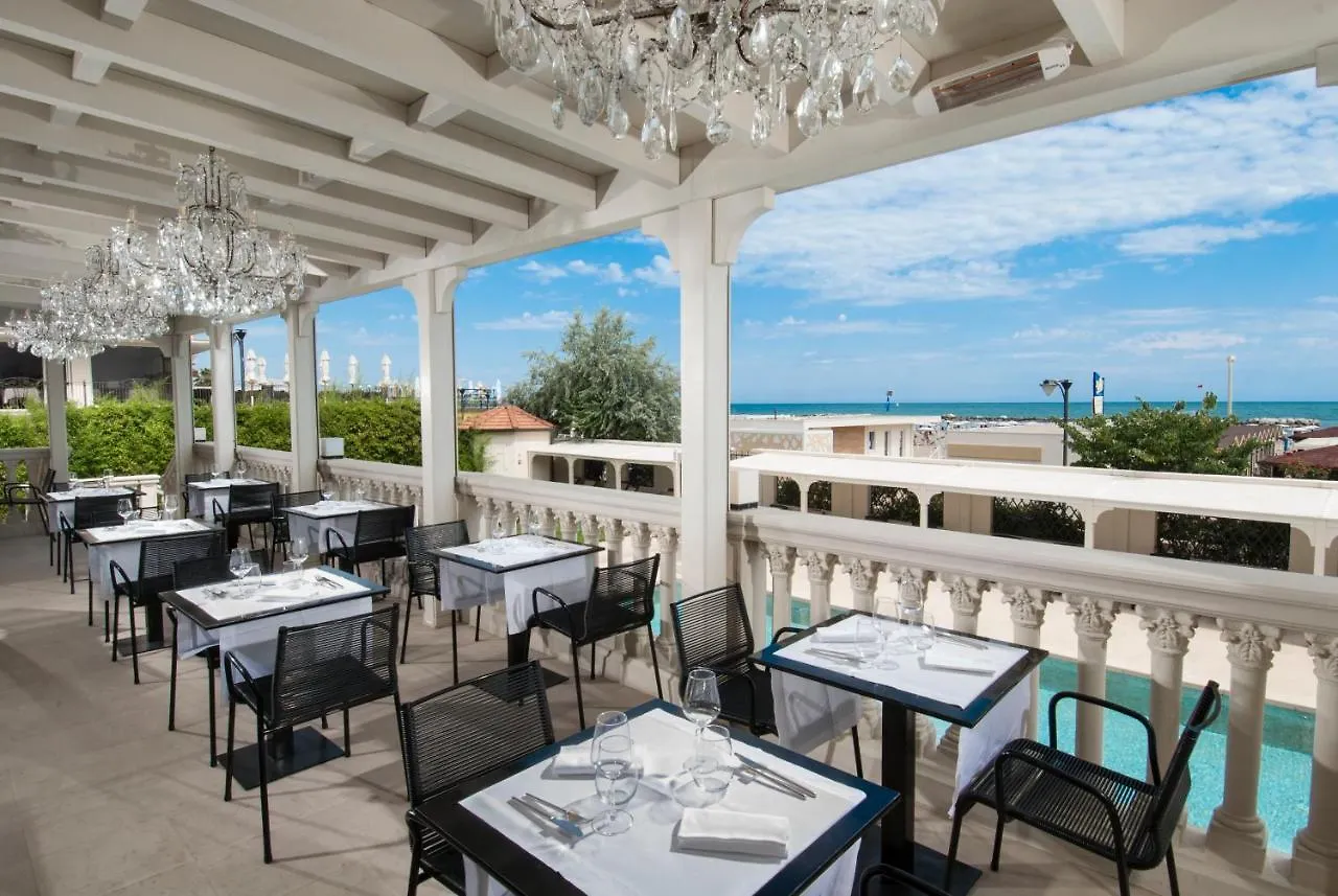 Hotel Carducci 76 Cattolica