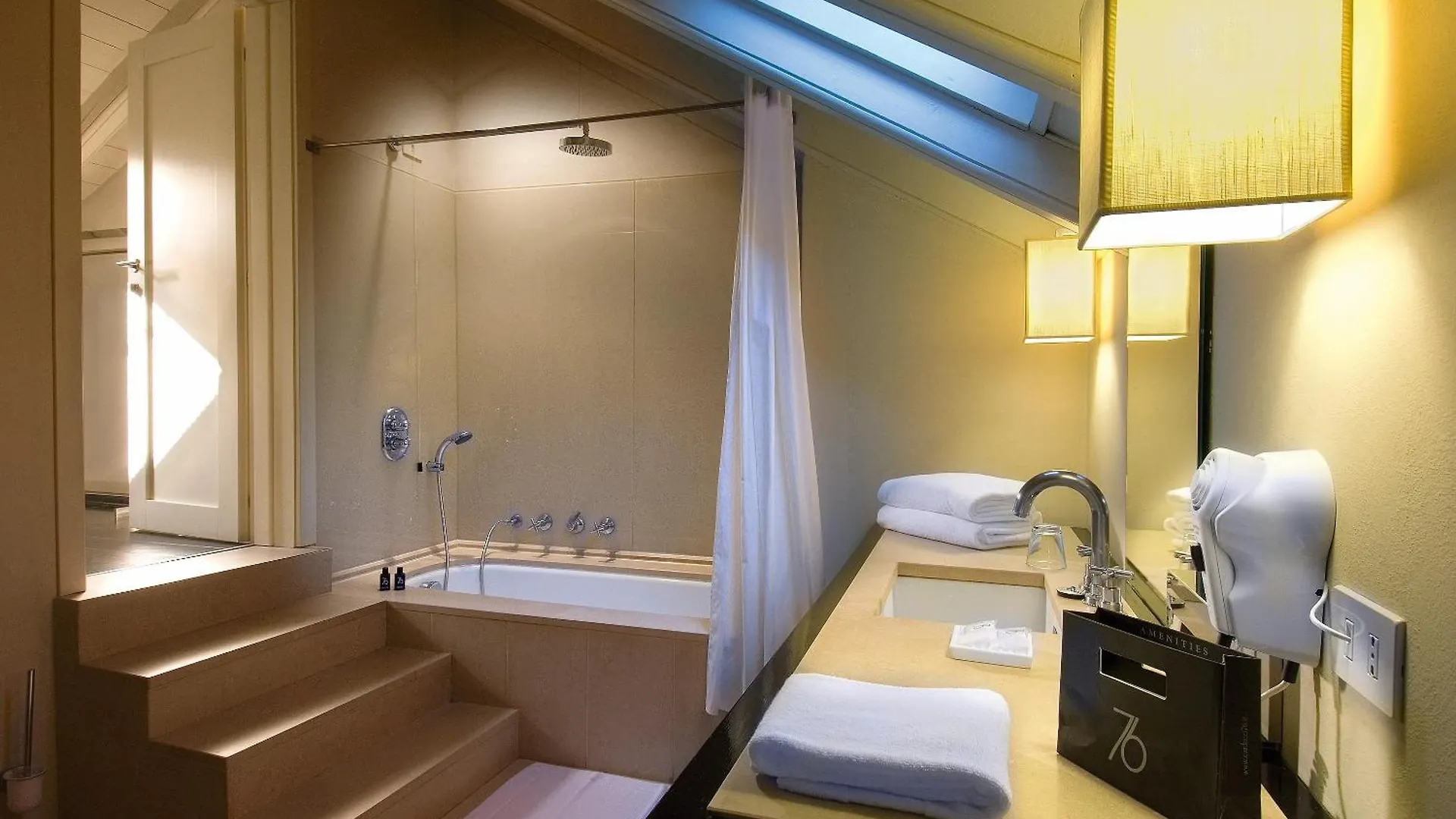****  Hotel Carducci 76 Cattolica Italy