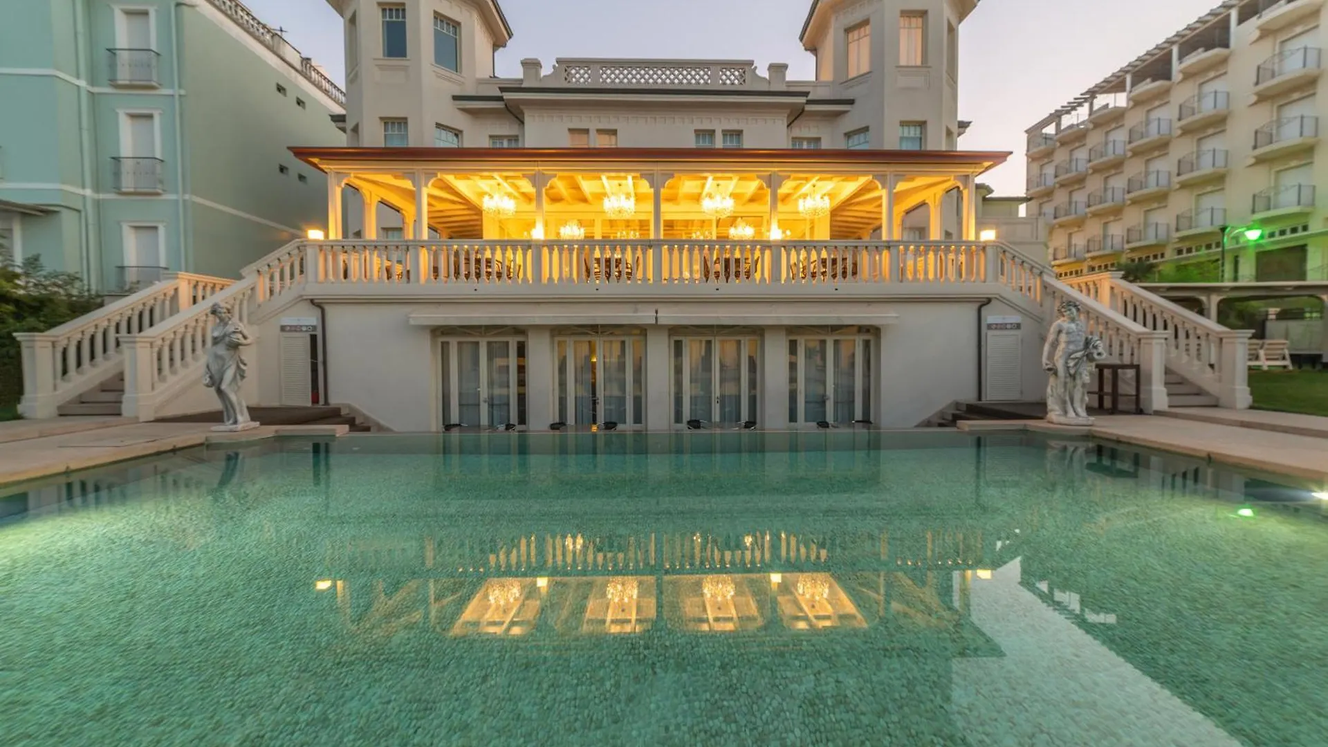 ****  Hotel Carducci 76 Cattolica Italien