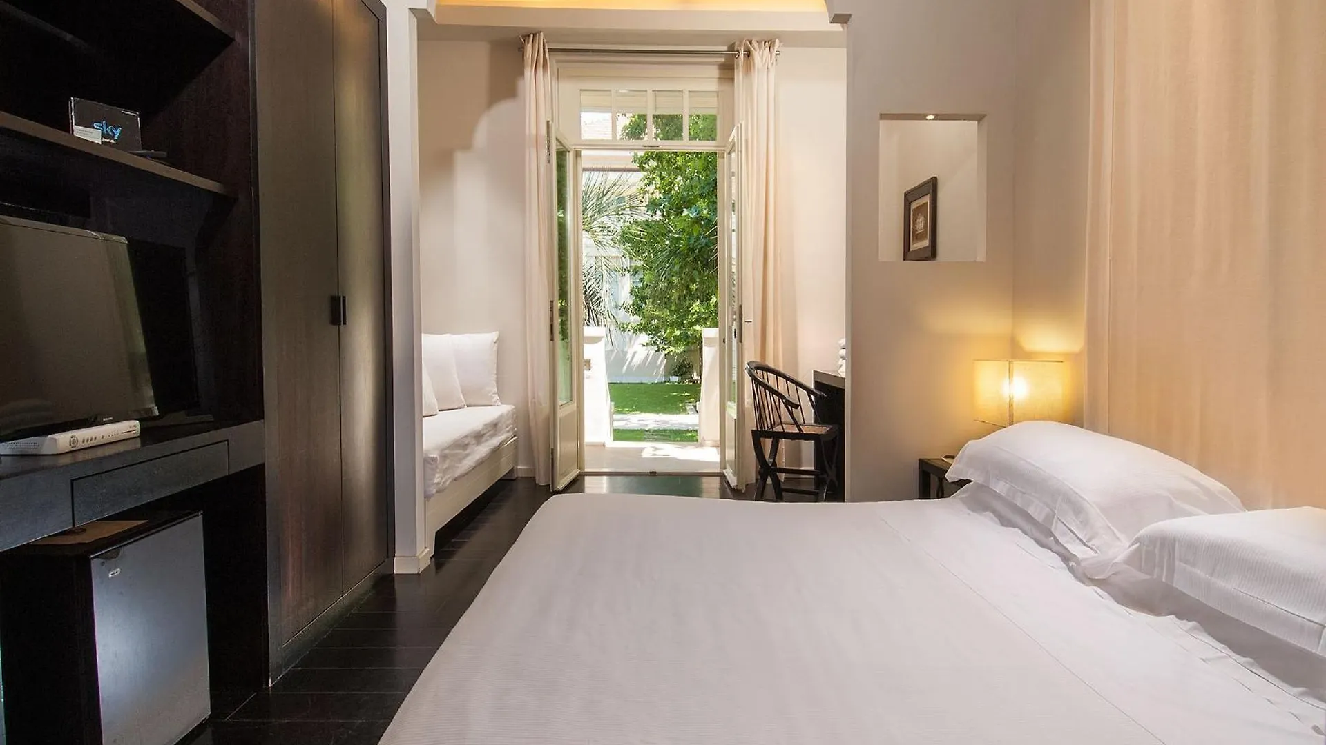 Hotel Carducci 76 Cattolica