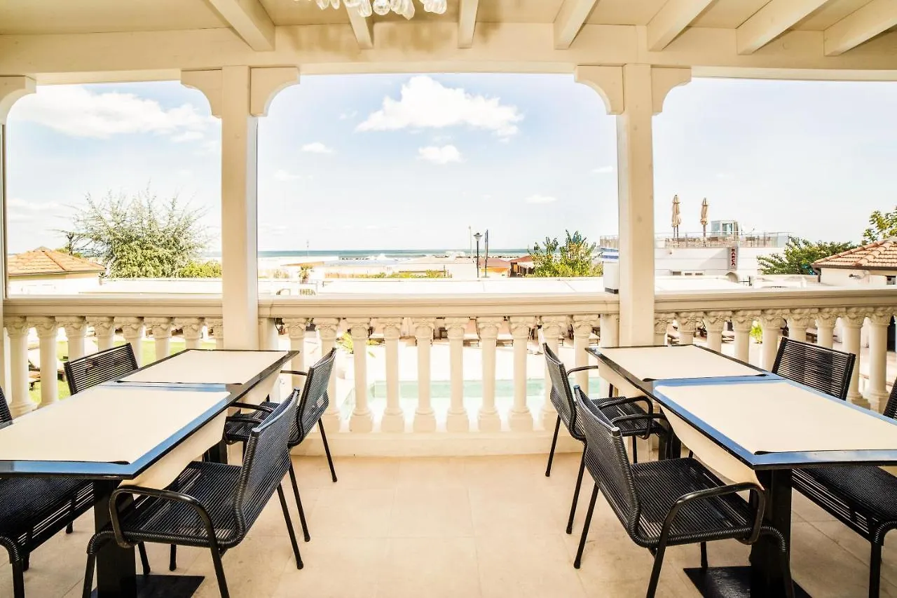 Hotel Carducci 76 Cattolica Italy