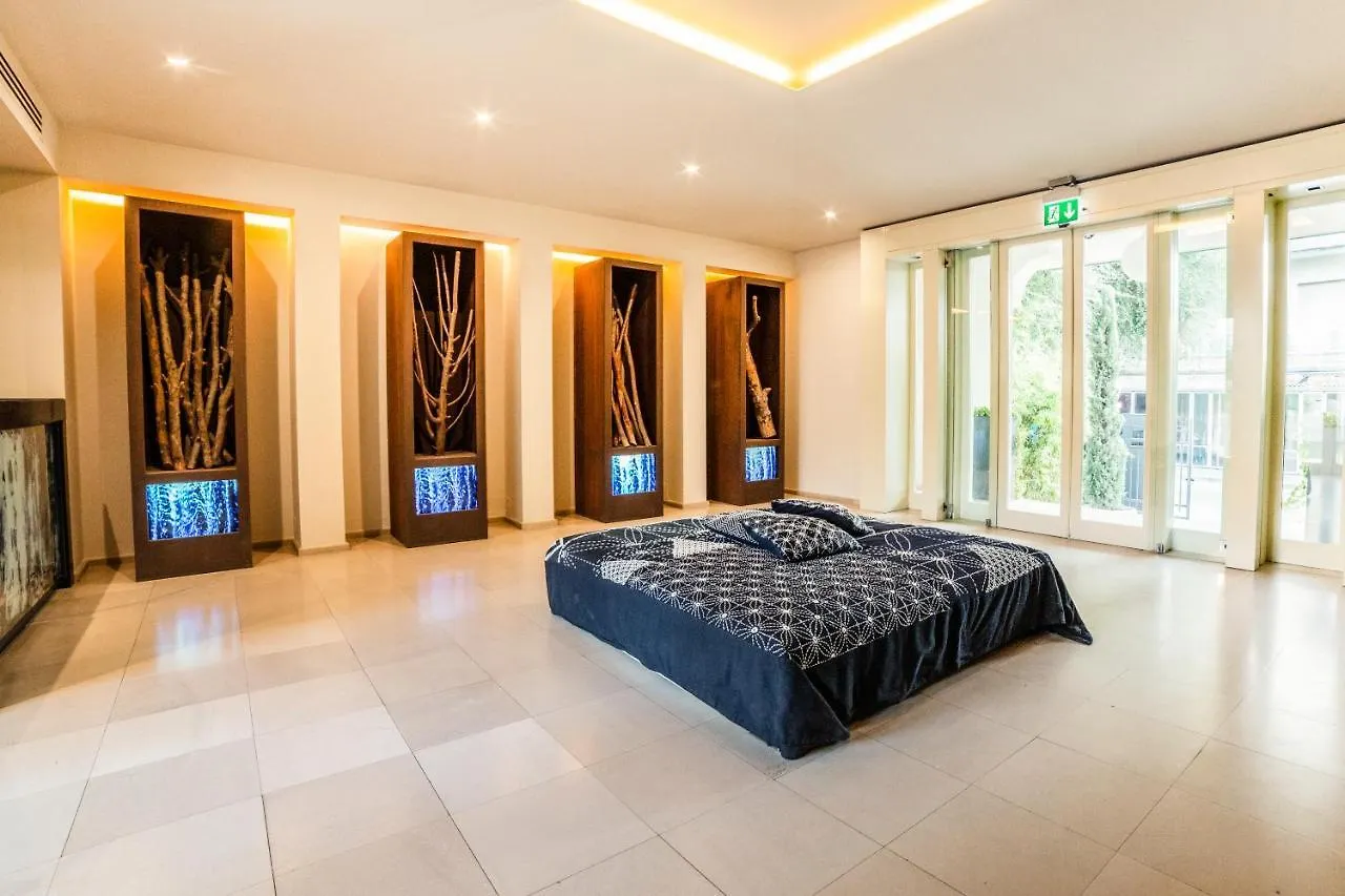 Hotel Carducci 76 Cattolica