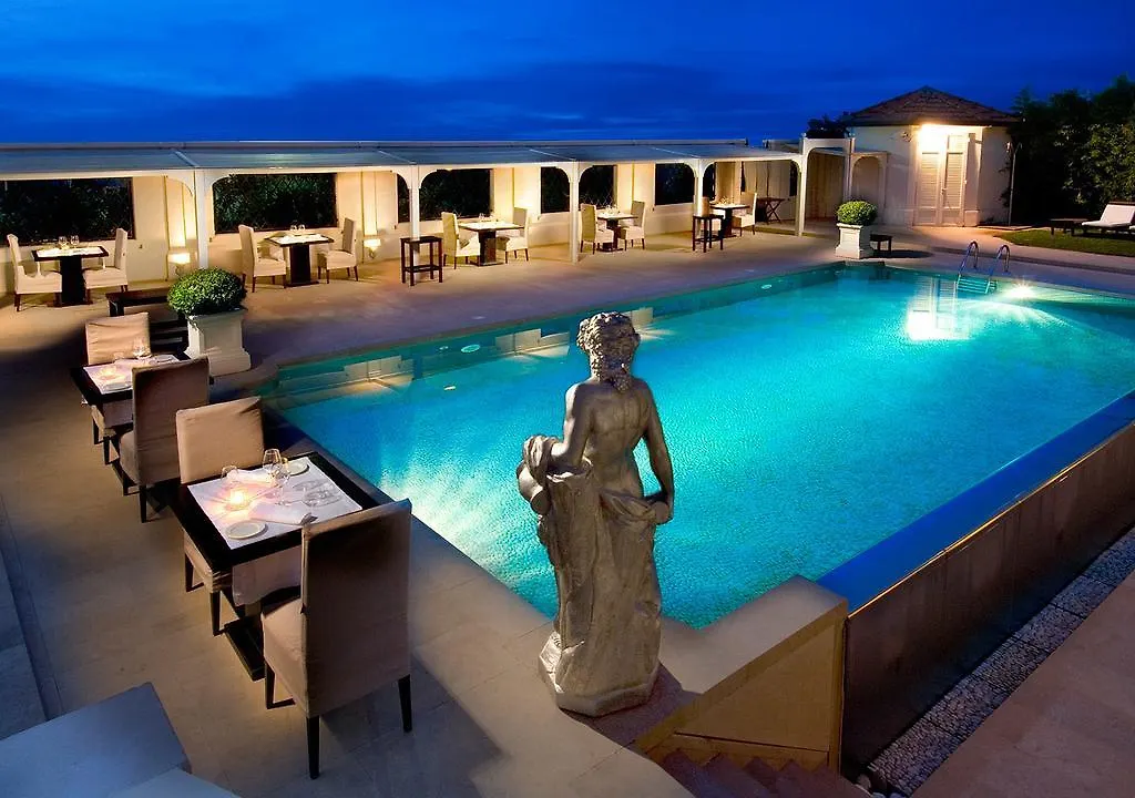 Hotel Carducci 76 Cattolica